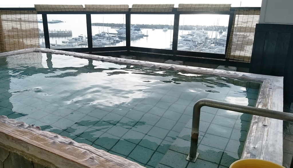 静岡県でペットと泊まれる宿「 熱海温泉料理旅館 渚館 」