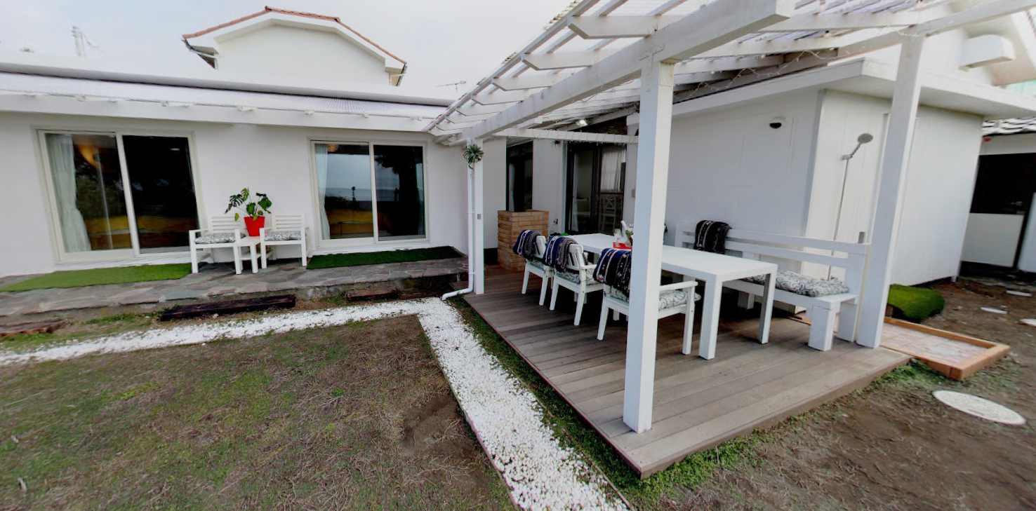 千葉県でペットと泊まれる宿 Dog Cottage Hota Beach