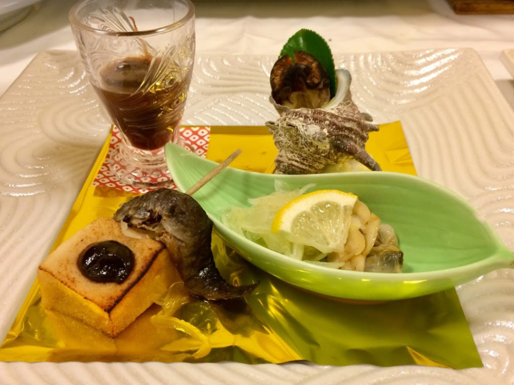 静岡県でペットと泊まれる宿「 熱海温泉料理旅館 渚館 」